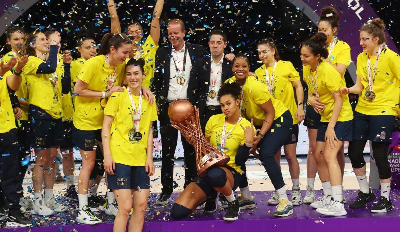 Kadınlar Basketbol Süper Ligi’nde şampiyon Fenerbahçe
