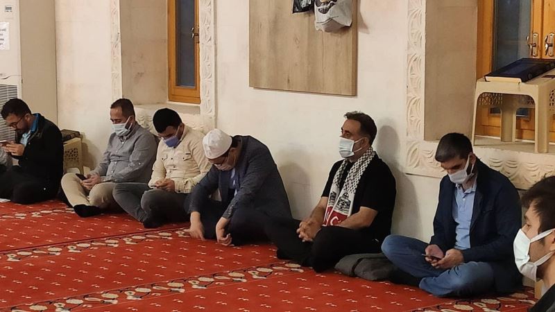 Mardin’de vatandaşlar Mescid-i Aksa için duada buluştu
