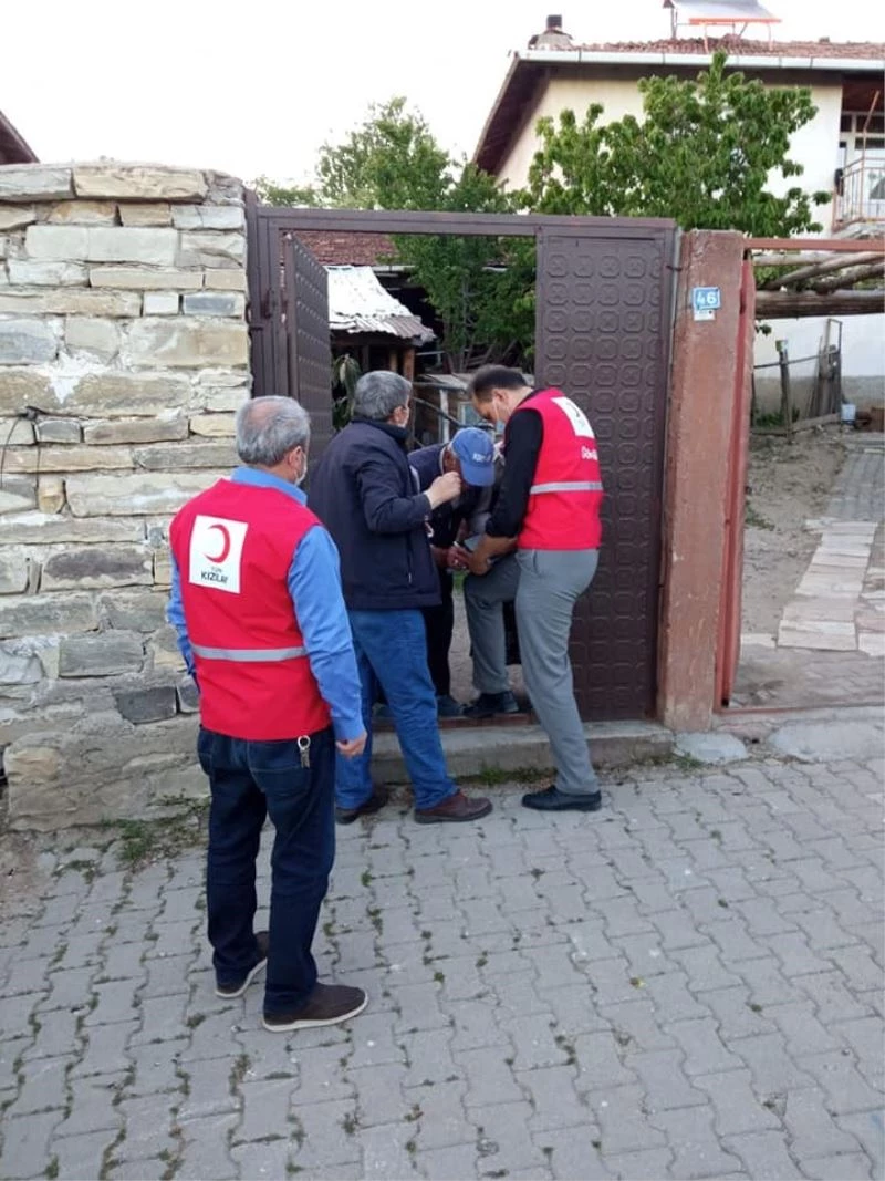Kızılaydan ilçe merkezi ve köylere gıda kolisi
