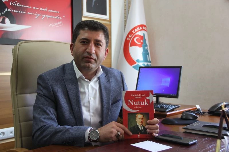 Zara Belediyesi’nden gençlere “Nutuk” kitabı hediye
