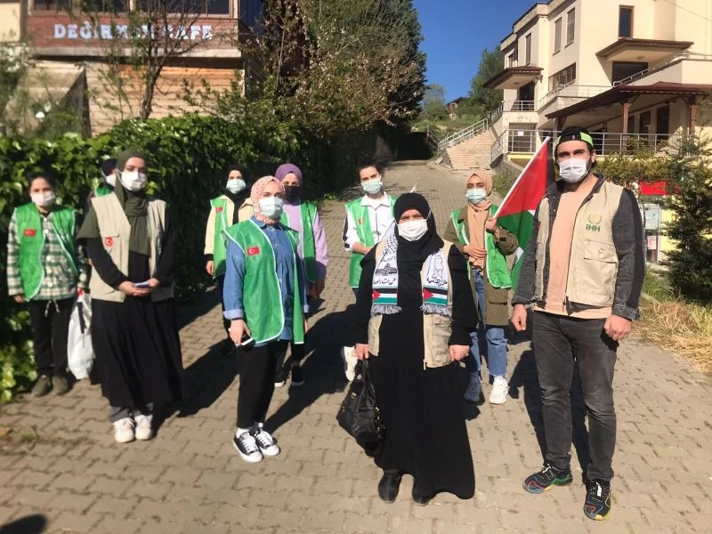 Filistinli Müslümanlara konvoy ile destek verdiler
