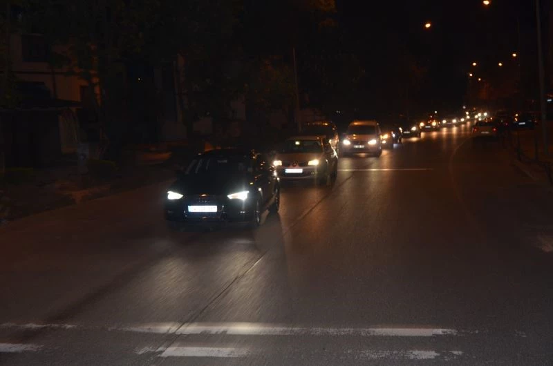 İsrail’e lanet, Filistin’e destek
