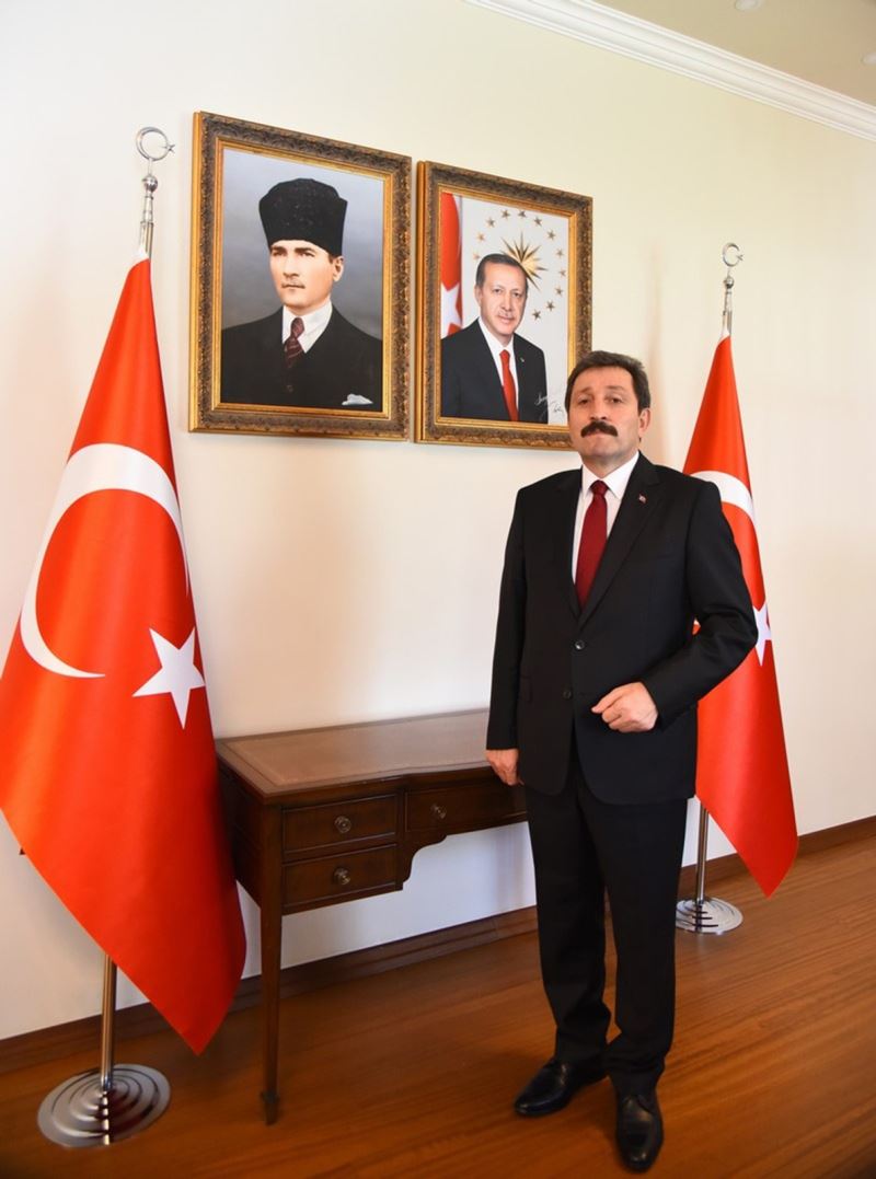 Muğla Valisi Orhan Tavlı’dan Ramazan Bayramı mesajı
