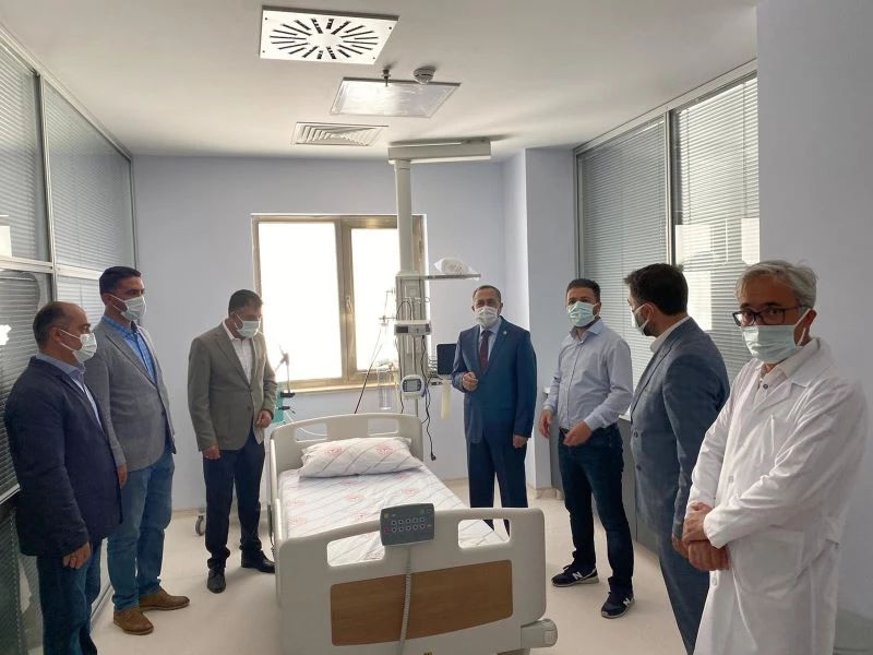 Milletvekili Arvas, 29 yataklı yeni yoğun bakım ünitesini inceledi
