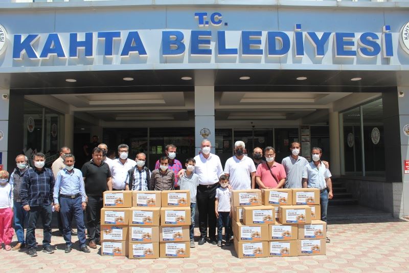 Kahta’daki Çölyak hastalarına gıda yardımı yapıldı
