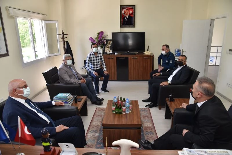 Görev başındaki personeli unutmadılar
