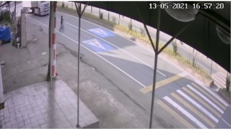 Trabzon’da küçük çocuğun ölümden kıl payı kurtulduğu kazadaki tırın şoförü o anları anlattı
