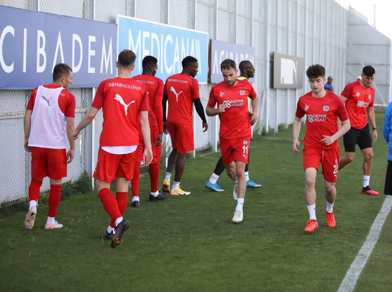 Sivasspor, Kasımpaşa maçının taktiğini çalıştı
