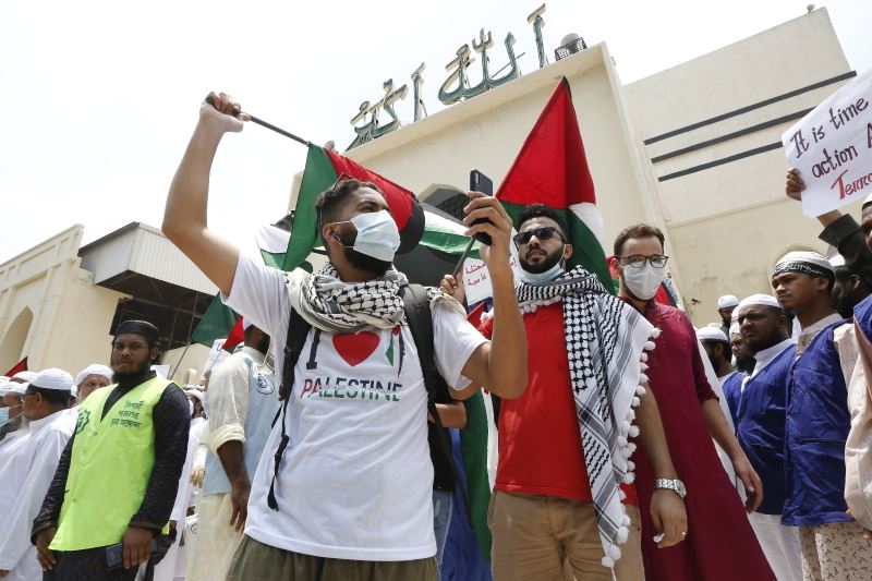 Bangladeş’te binlerce Müslümandan İsrail karşıtı protesto
