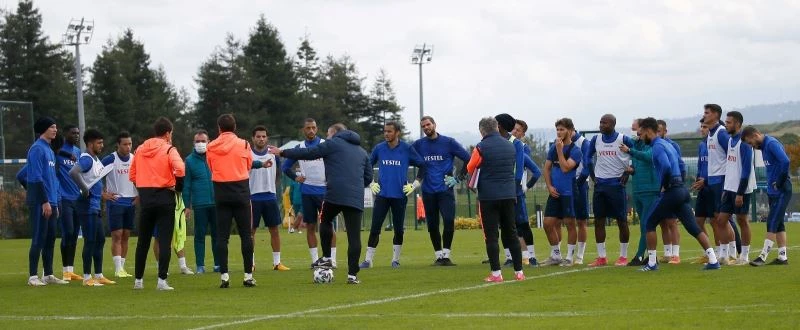 Trabzonspor mağlubiyetle başladığı sezonu galibiyetle tamamlamak istiyor
