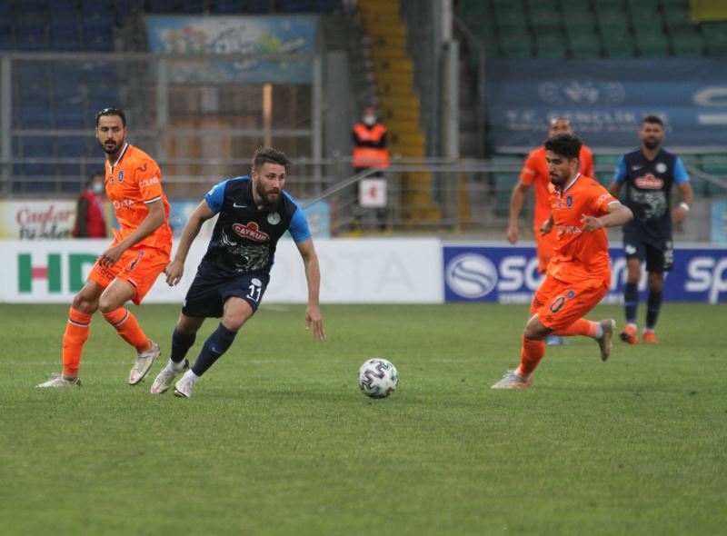 Süper Lig: Çaykur Rizespor: 0 - Medipol Başakşehir: 2 (Maç sonucu)