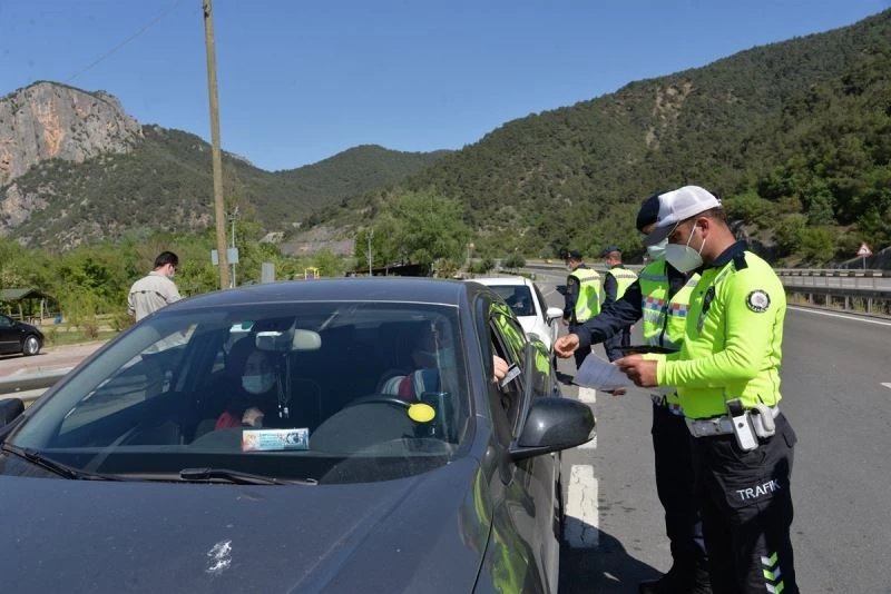 Bilecik, Ramazan Bayramında tam kapanmaya hassasiyetle uyuyor
