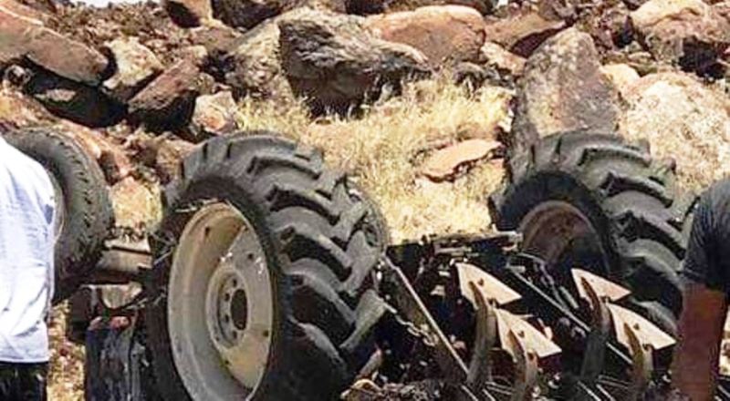 Şanlıurfa’da devrilen traktörün altında kalan çiftçi öldü
