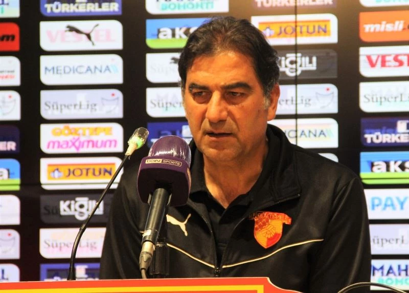 Ünal Karaman: “Bu zorlu süreçte duruş gösteren bütün profesyonellerimizi tebrik ediyorum”
