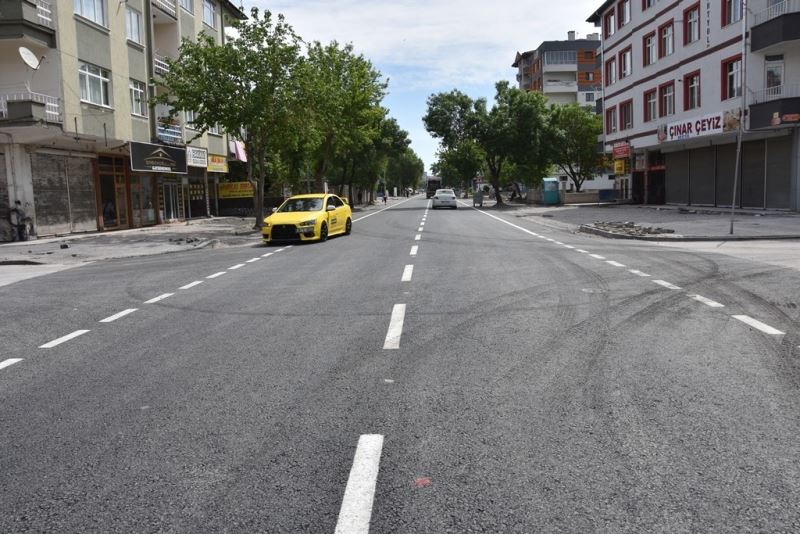 Kocasinan Belediyesi, tam kapanmada trafiğin azaldığı noktaları baştan aşağı yeniledi

