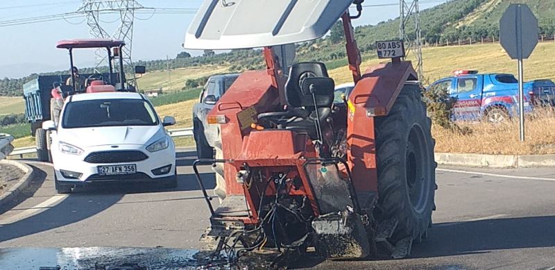 Kazada ikiye ayrılan traktörden yaralı kurtuldu

