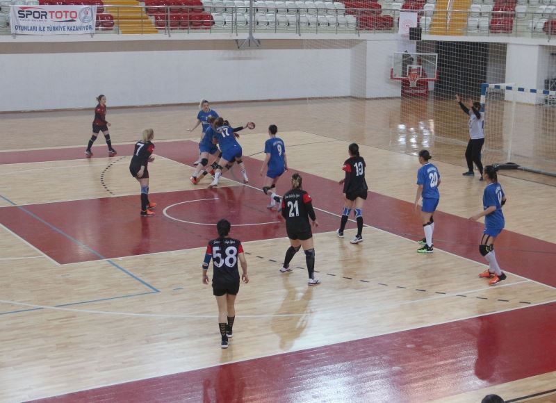 Kadınlar Hentbol Süper Ligi: Sivas Belediyespor: 26 - Anadolu Üniversitesi GSK: 41