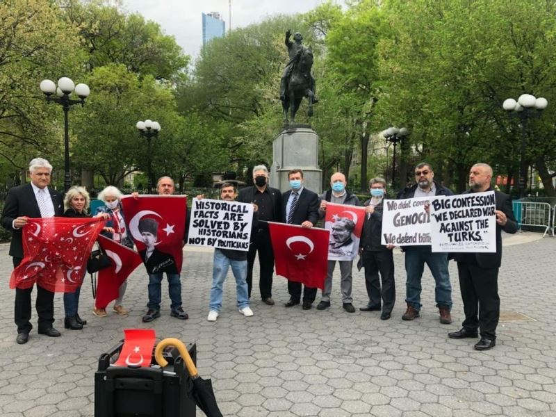 New York’ta “Ermeni Tasarısını Kınama” mitingi yapıldı
