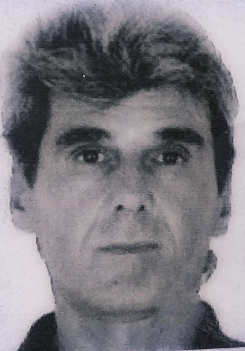 Elektrik direğindeki lambayı tamir ederken akıma kapılıp düşerek hayatını kaybetti
