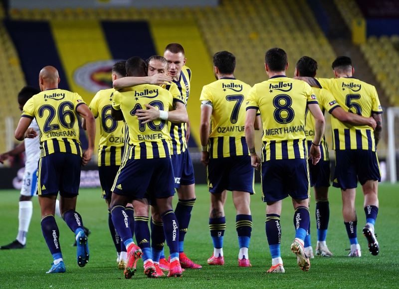 Süper Lig: Fenerbahçe: 3 - BB Erzumspor: 0 (Maç devam ediyor)
