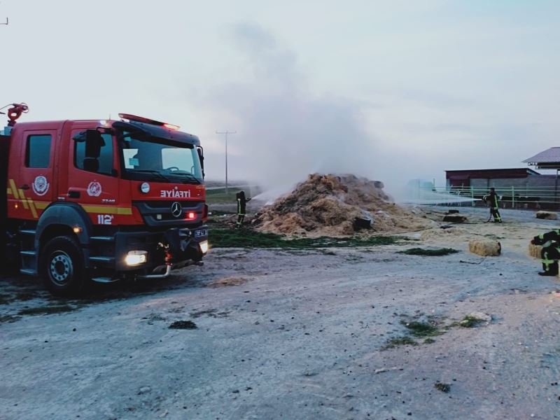 Karaman’da saman yangını
