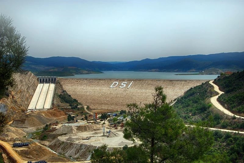 Gölmarmara Belediyesinden İzmir Büyükşehir Belediyesine ‘su’ tepkisi
