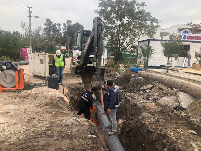 Bodrum Türkbükü’nde kanalizasyon hattı yenileniyor
