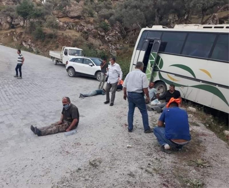 Aydın’da işçi servisi kaza yaptı: 14 yaralı
