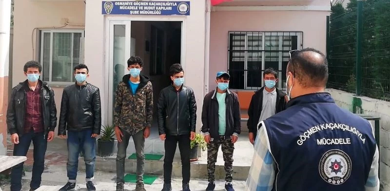 Afgan uyruklu mültecilerin umuda yolculuğu Osmaniye’de son buldu