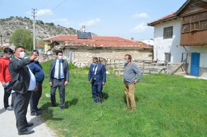 Kaymakam Başoğlu ve Başkan Alp alt yapı çalışmaları yerinde inceledi
