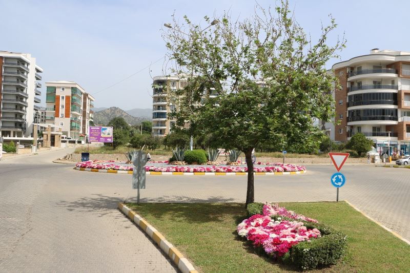 Aydın Büyükşehir Belediyesi’nin Nazilli’deki çalışmaları devam ediyor
