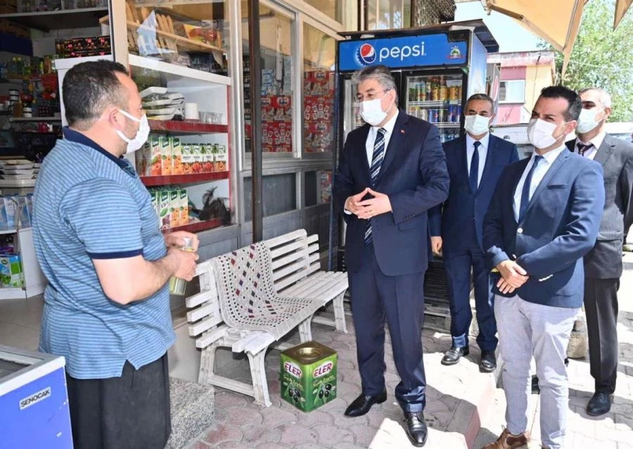 Osmaniye Valisi Beldelerde Denetlemelerde Bulundu