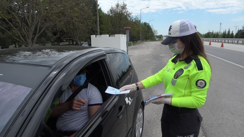 Kırklareli’nde Trafik Haftasında sürücülere kurallar hatırlatıldı
