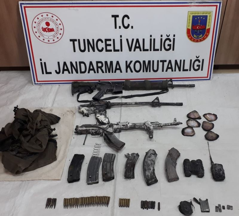 Tunceli’de 3 teröristin öldürüldüğü operasyonda silah ve mühimmat ele geçirildi

