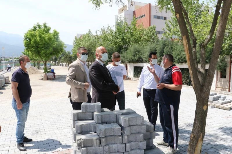 Vatandaşların talepleri yerinde dinleniyor
