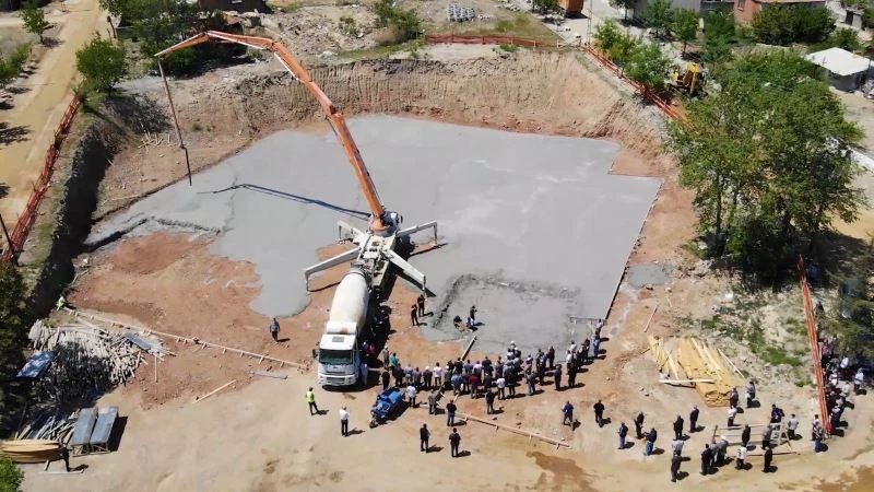 Yahşihan’da bin 500 kişinin aynı anda namaz kılabileceği caminin temeli atıldı
