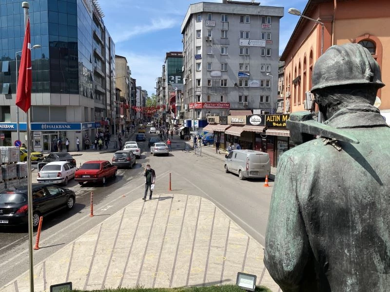 En çok vaka düşüşü yaşanan Zonguldak’ta denetimler sürüyor
