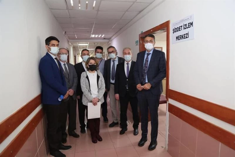 Türkiye’nin ilk “Şiddet İzlem Merkezi” Kütahya’da kuruldu
