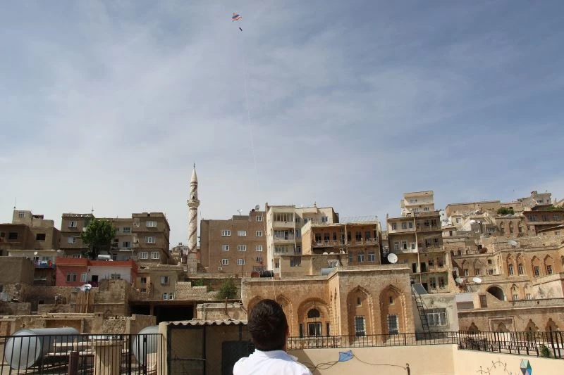 Çocukluğundan gelen uçurtma sevgisi tutkuya dönüştü
