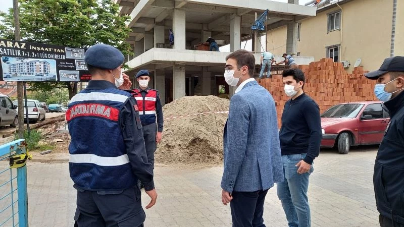 Manyas’ta pazar erken saatte boşaldı
