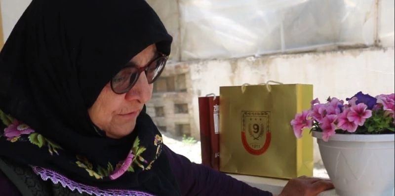 Jandarmadan Güllü anneye anlamlı ziyaret
