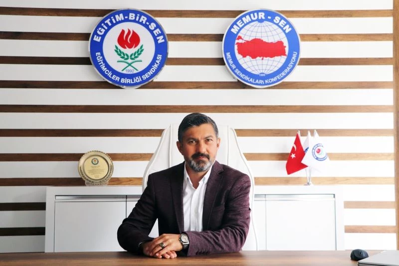 Uçak; “En kıymetli hazinemiz annemiz”
