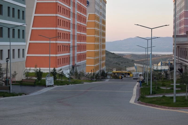 Malatya’da karantina ihlali yapanlar yurda yerleştiriliyor
