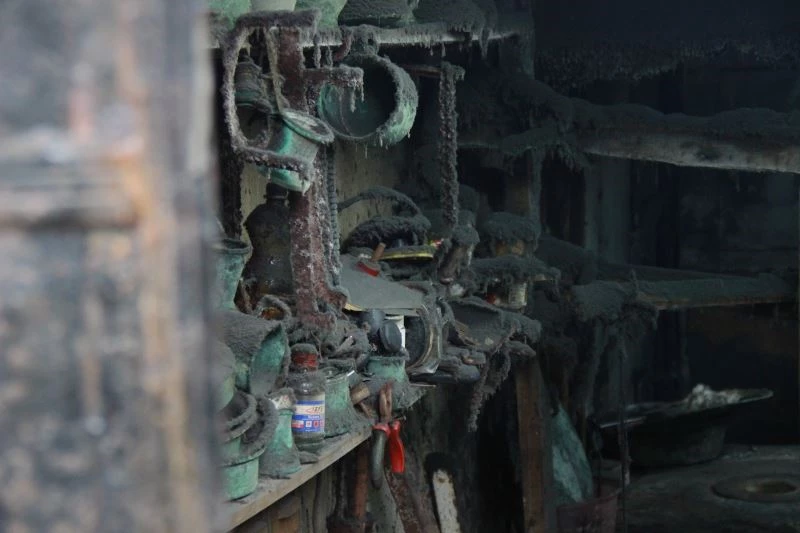 Bu dükkan ve yıllanmış eşyalar artık sadece fotoğrafçıların uğrak noktası oldu
