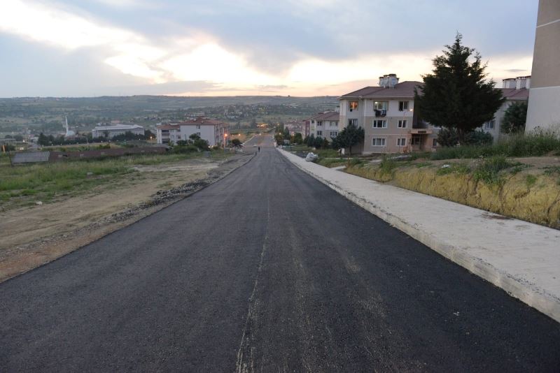 Süleymanpaşa’da 1 milyon metrekare yol hamlesi
