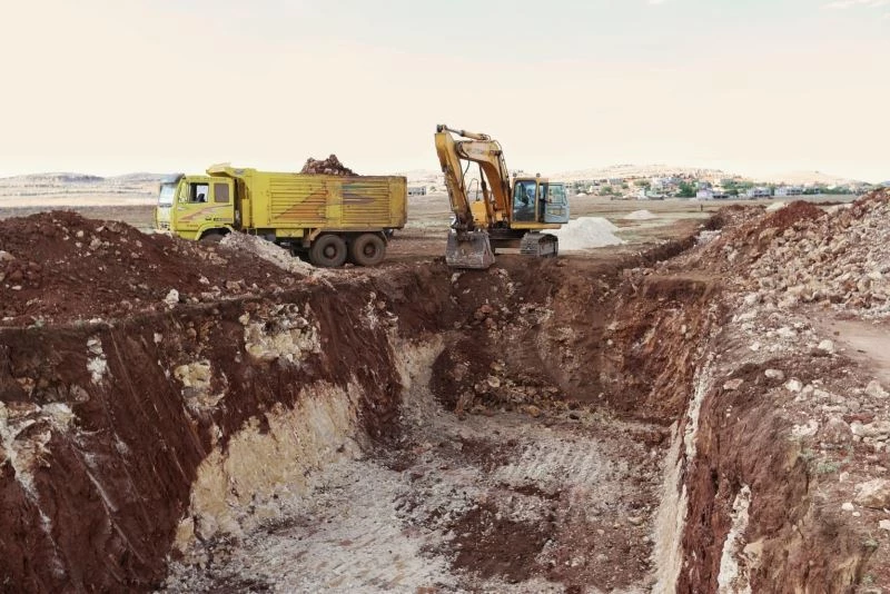 Eğil Yukarı Haydan Mahallesi’nde 1,2 milyon liralık alt yapımı projesi
