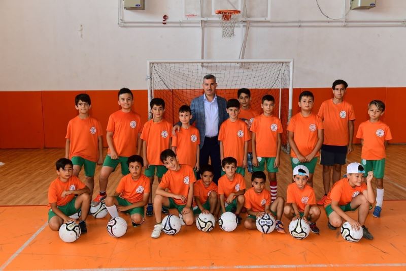 Yeşilyurt’ta 2.yaz spor okulları sporseverlerle buluşacak
