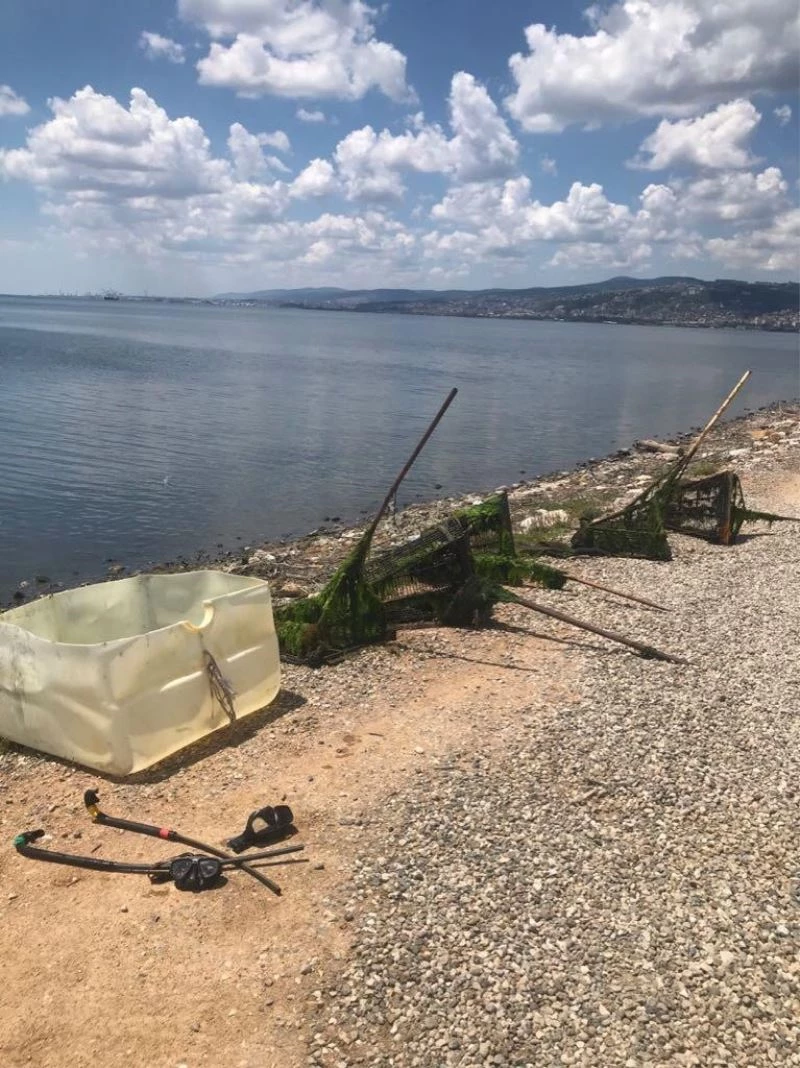 Kaçak midye avcılarına polisten suçüstü baskın
