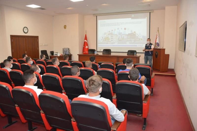 Bekçilere afetlere karşı bilinçlendi
