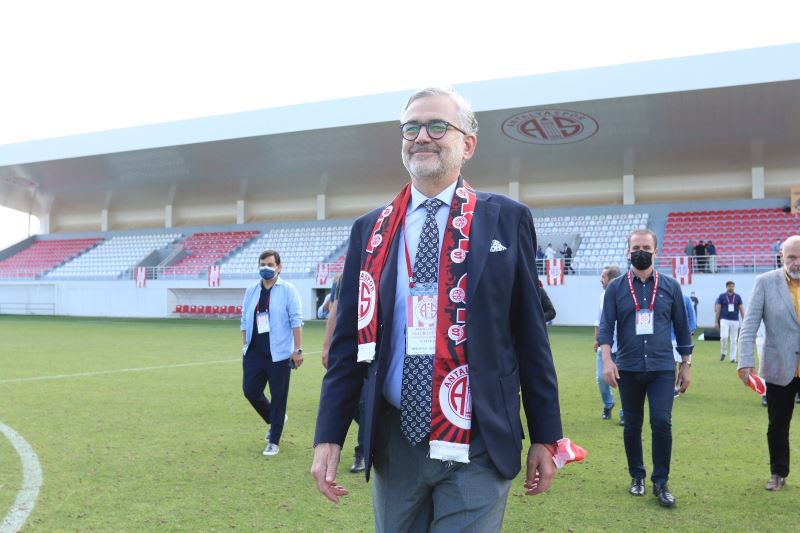 Antalyaspor Kulübü Derneği’nin yeni başkanı Hesapçıoğlu oldu
